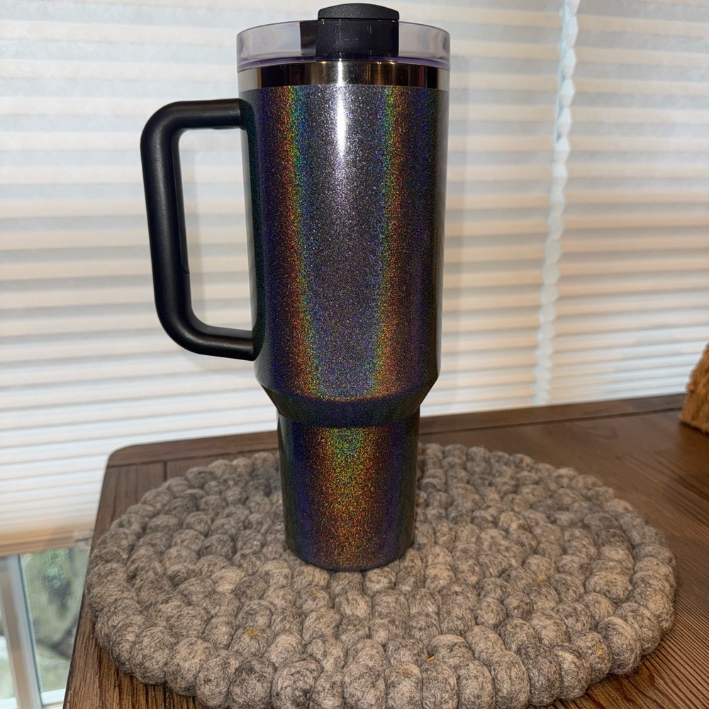 Stanley Midnight Glitz 40oz - Picture 2 of 3